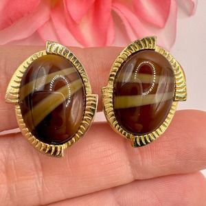 Vintage Sarah Coventry Caramel Art Glass Cabochon Gold Tone Clip Earring